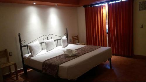 Hotel Maya 2012