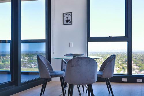 Box Hill Central Sky One Apartment