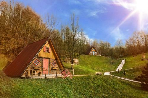 Etno Village Dolina Sre?e