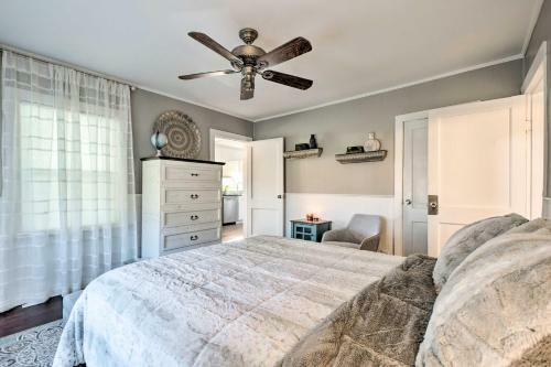 Modern Florence Getaway With Patio And Grill!