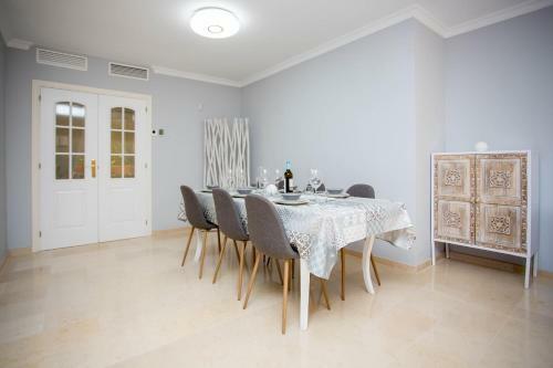 Ample Luxury Apart. Fancy Marbella