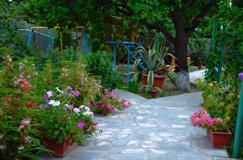 Hostal Ashtarak Garden Guesthouse