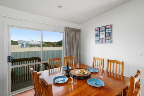Sand Dune Serenity - Himatangi Beach Holiday Home