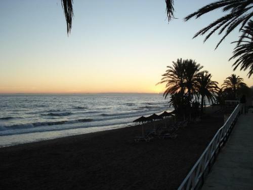 Apartamento Marbella Milla De Oro 4 Minutos Playa.