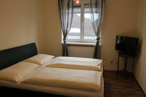 Hotel Restaurant B�ck "roter Hahn"