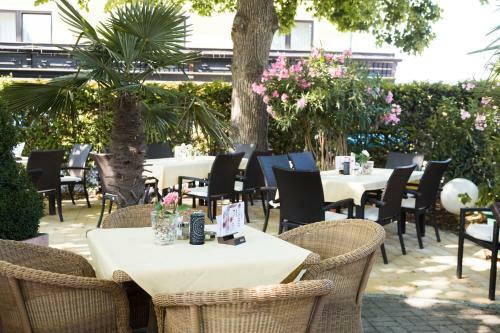 Hotel Restaurant B�ck "roter Hahn"