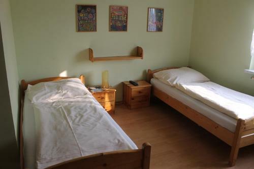 Posada Gasthof Zum Flughafen