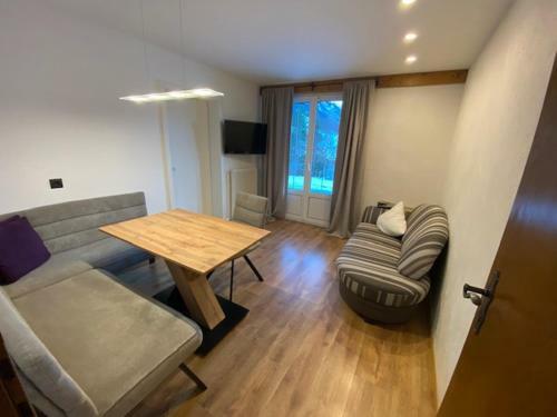 Hostal Sonnleiten - Guggerhof - Villa Sonnenwies