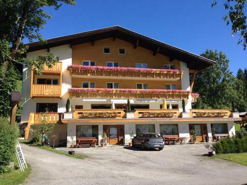 Hostal Sonnleiten - Guggerhof - Villa Sonnenwies