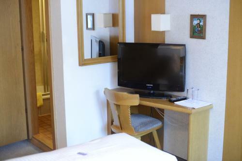 Hostal Gasthof - Pension Enzian