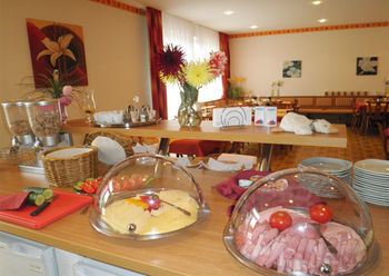 Hostal Wohlf�hlpension Illmitzerhof