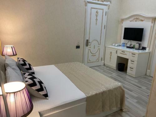 White Boutique Baku Hotel