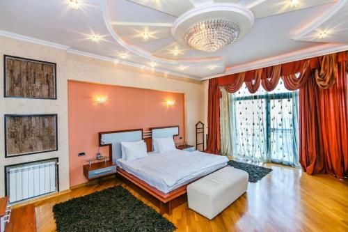 Apartment On Center Targovi