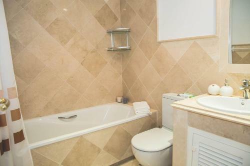 Apartamento �tico En Marbella - Cerca de Puerto Banus
