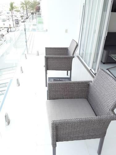 Apartamento Front Port Line Sleeps 6