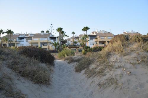 Beachfront Apartment Bahia De Marbella