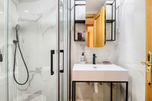 Playa Alicate, 2 Bedroom Beach Apartment