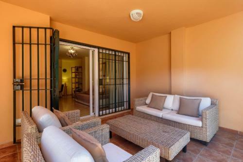 Playa Alicate, 2 Bedroom Beach Apartment