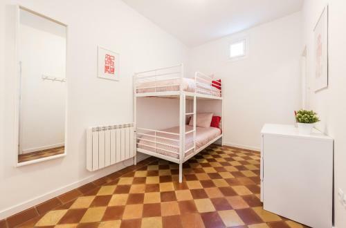 Living Plaza Mayor Apartment