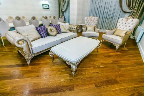 Nizami Street Vip Apartment