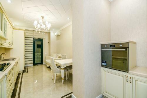Nizami Street Vip Apartment