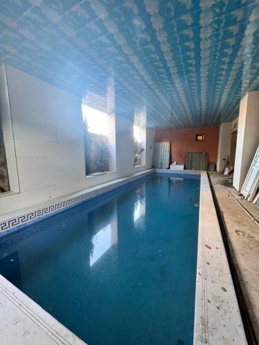 Villa Near Center Nizami