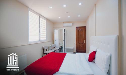 White House Hotel & Spa