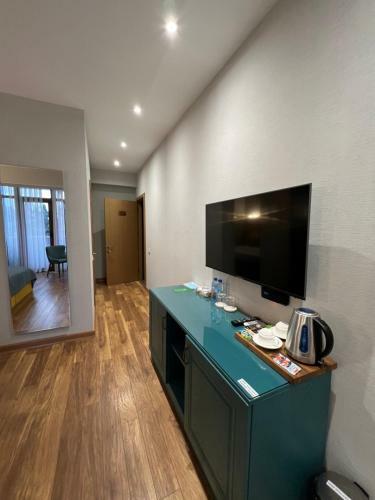 Ch Hotel