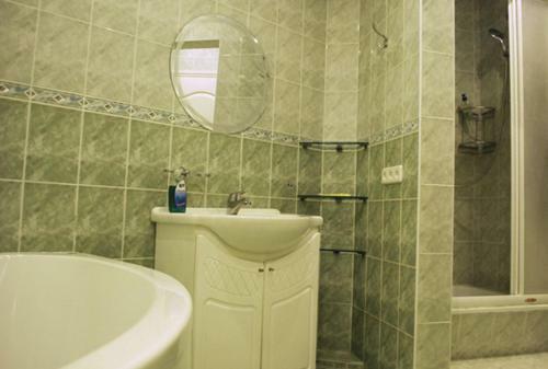 Khagani Street Apartment