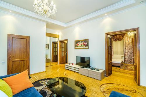 Apartamento M Estate 4 Room (015)