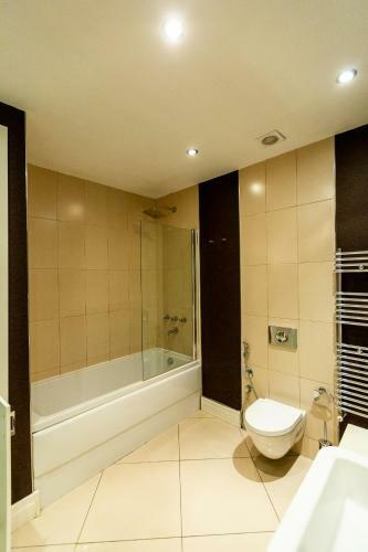 Luxury Central Seaview Apartment