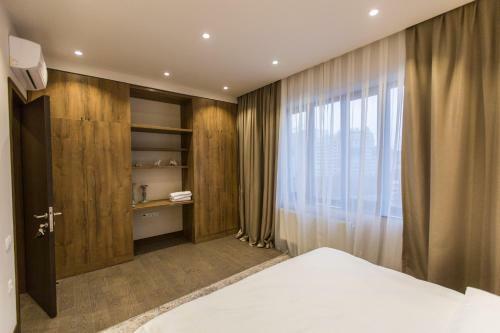 Luxury Downtown Apartments