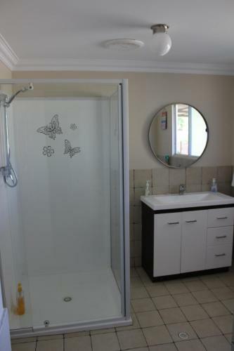 Yvonnes Rest Holiday Home