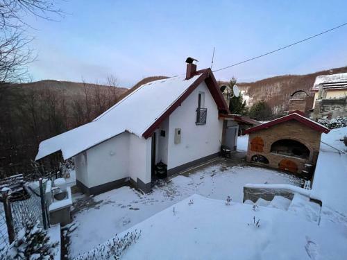 Vikendica Zenica - Smetovi