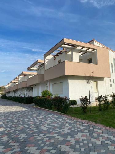 Tea Residence, Gjiri I Lalzit Villa
