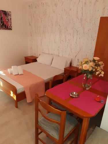 Hostal Guest House Pura