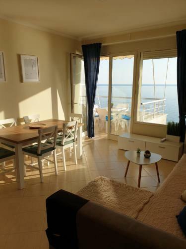 Matin Apartment Sea View