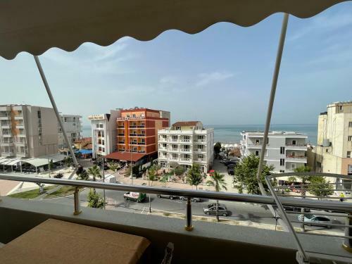 Seaview Apartments Right At The Beach