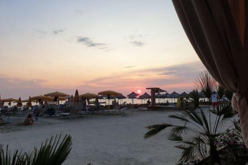 Modern Sea View Apartment For A Perfect Holiday