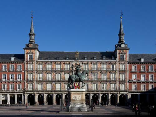 Calle Huertas Apartments