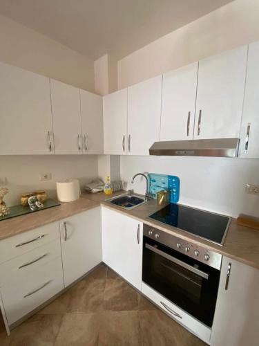 Cosy Apartment At The Beach