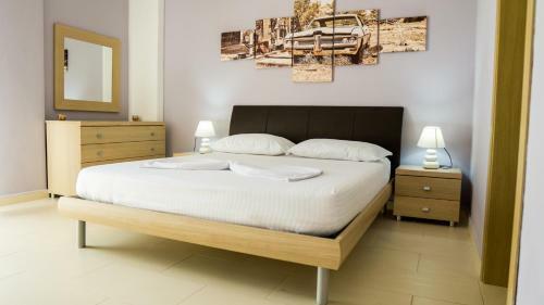 Apartamento Eka Luxury Two-bedroom Penthouse