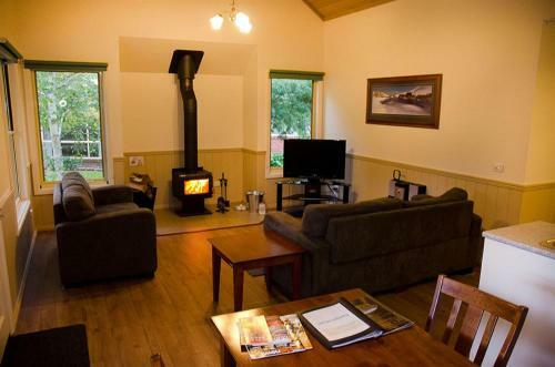 Avc - Maple & Birch Cottages