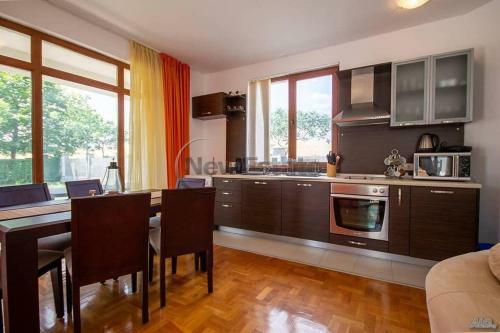 Villa Generaator House