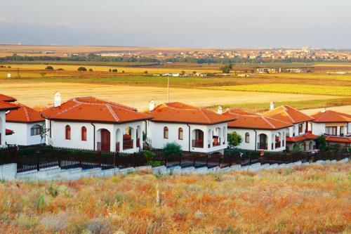 Villa Generaator House