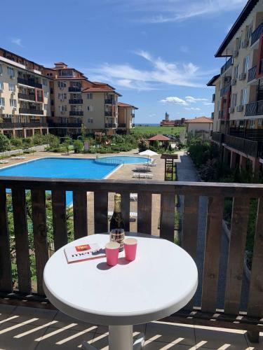 Chateau Aheloy 2, Apartment With Sea View