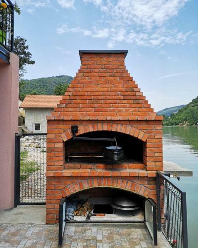 Idila Zvorni?kog Jezera