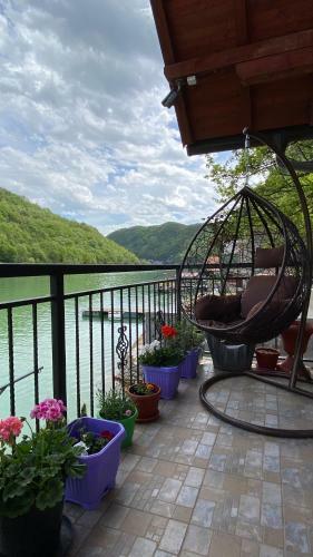 Idila Zvorni?kog Jezera