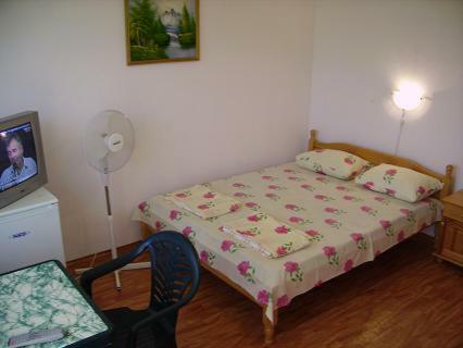Hostal ???? "????"- ????????? ??????? ?? 100 ?????