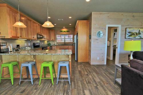 Serendipity Sands By Youngs Suncoast